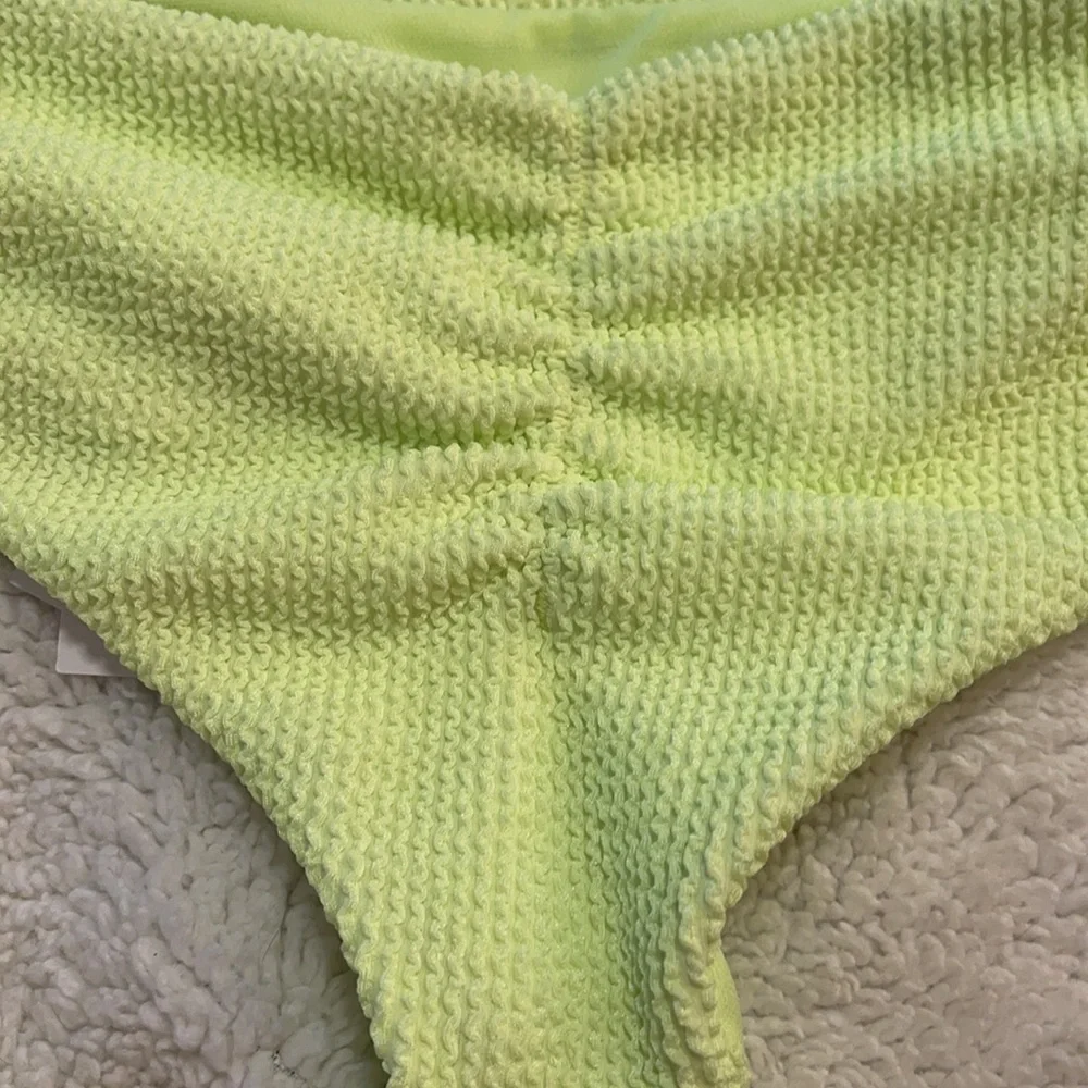 Cyn & Luca 💦 Bikini bottom only Citron  medium juniors - Picture 5 of 10